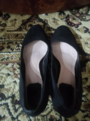 Oyoq kiyim ayollar uchun