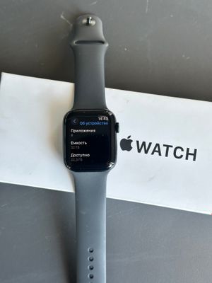 Apple Watch SE (Gen 2) 44 mm Midnight GPS