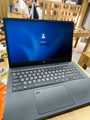 Acer Nitro 2050 ideal holatda