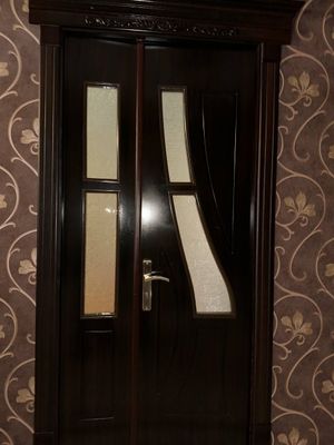 3 одинаковые двери
