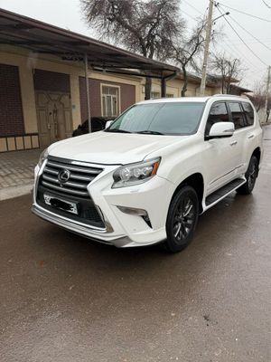 Lexus Gx460 sotiladi nasiya savodga faqat toshkent prapiskaga