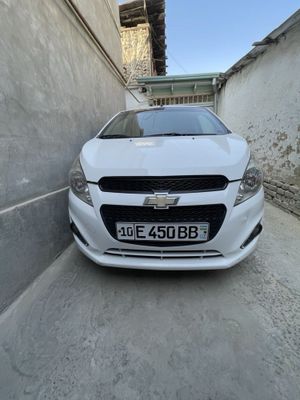 Spark 2019 oq toza 188000 probeg 6800 kelishamiz