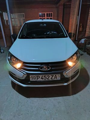 Lada granta 2018