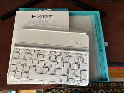 Клавиатура Logitech