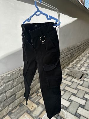 черные брюки карго
