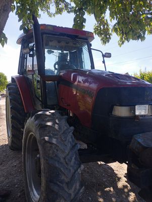 Case mxm 140 sotiladi