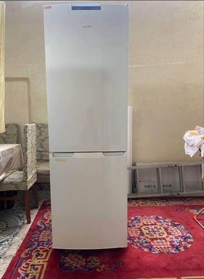 Продам холодильник Атлант