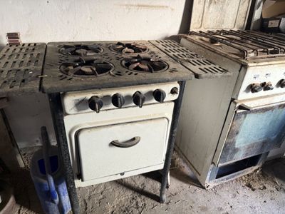 Газ плита 4 шт продается