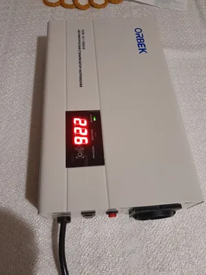 Продаётся стабилизатор 1квт новый