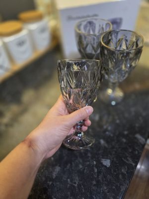 Срочно продам бокалы 6 шт