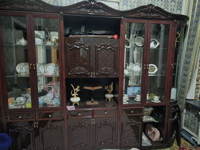 Стенка мебель сотилади срочно