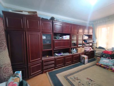 Стенка советская из красного дерева