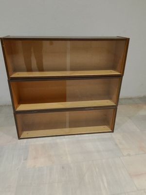 Продаются книжные полки
