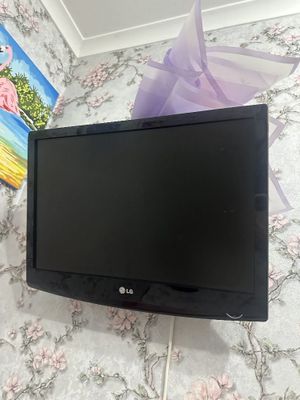 Телевизор LG отличный