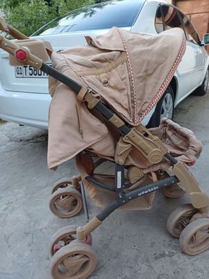Коляска и автоклесло в хорошем состоянии