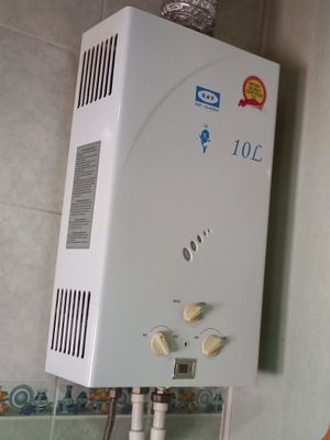 Продаётся газовая колонка (автомат)
