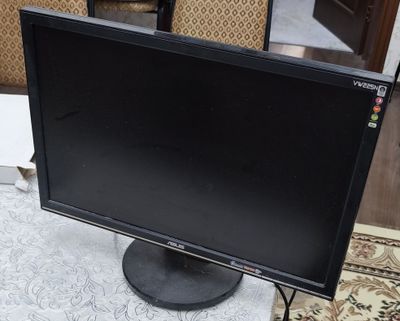 Монитор Asus 1600x900