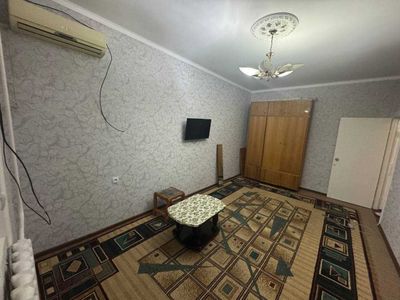 Сдаю 2(1) /2/4 на юнусабаде. Ориентир Уневерсам.
