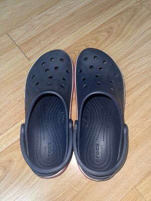 Продаются CROCS синего цвета