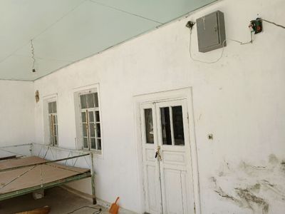 Hovli sotiladi 4 sotix