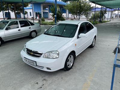 Srochno sotiladi barter bor. Avtamat Cobalt, avtomat lacettiga
