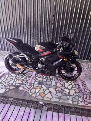Moto sotiladi 1400 dollar ga