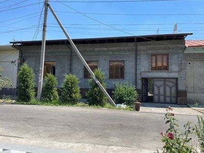 Метро тинчлик 3.67 сотиг участка сотилади Нурафшон кучаси