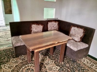 Мебель сотилади нархи келишилади