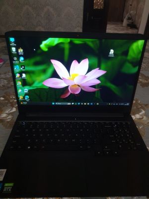 Lenova ideapad gaming 3 (RTX 3050)