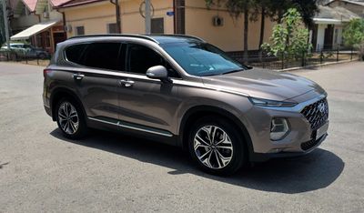 Hyundai SantaFe, FULL, 2020г, 2.4л, 7 мест, 96000км.