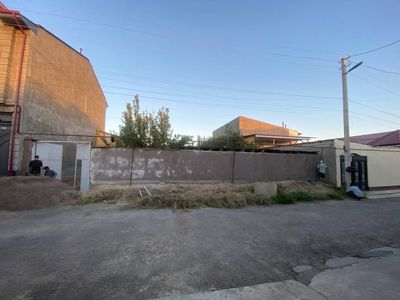 Uy sotiladi chala bitgan 5.88 sotih