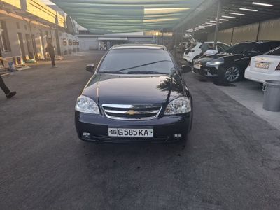 Lasseti mexakina 1.8 2009. Iwi yoq. Idiyal xolati