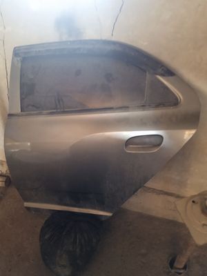 Kobilt eshiklar sotilad