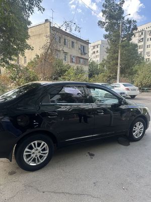 Продам Chevrolet Cobalt 2021, Qora GBO, 4-pozitsiya, A/T.