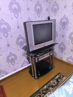 Продается телевизор LG.