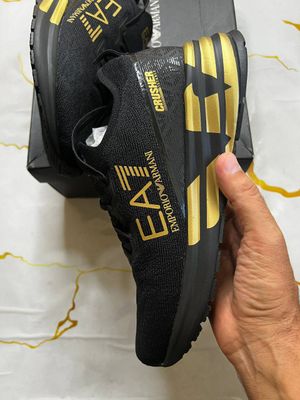 EMPORIO ARMANI original krossovka