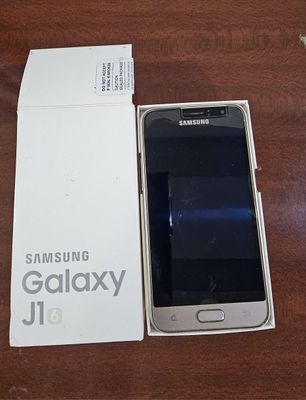 Телефон SAMSUNG J1