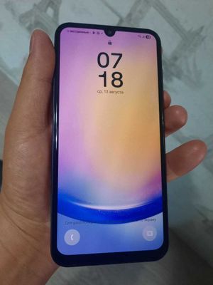 Samsung A25, 5G, 128 GB. 2 ta sim, ideal holatda. 1 yillik kafolat.