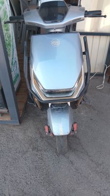 Skuter sotiladi srojni sotiladi