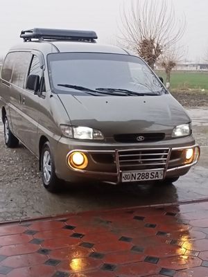 Hyundai Starix gruzavoy qilingan