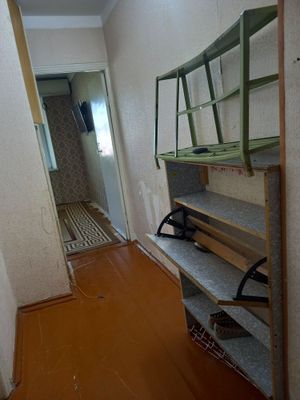 Ижарага кивартера бор кизларга без маклер