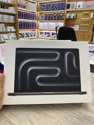 MacBook Pro 16 inch M3 Pro 18 GB / 512 SSD New