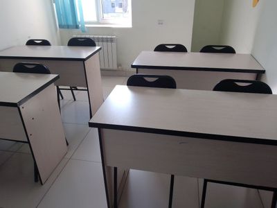 Parta stuli bilan
