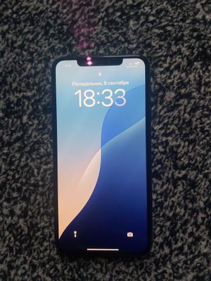 Iphone 11 pro max sotiladi 512 gb