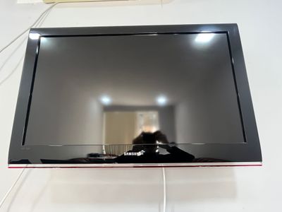 Телевизор Samsung LCD40