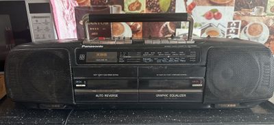 Магнитофон Panasonic