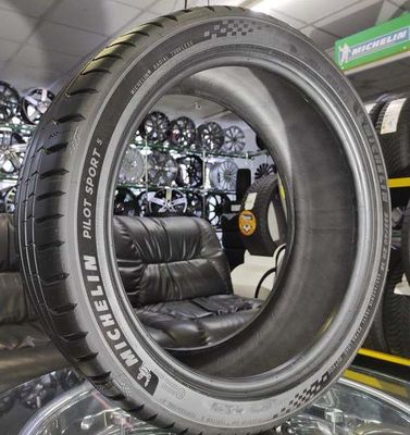 Автошина Michelin 215/55R17 Pilot sport 5