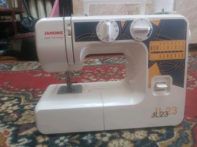 Швейная машинка Janome JL23