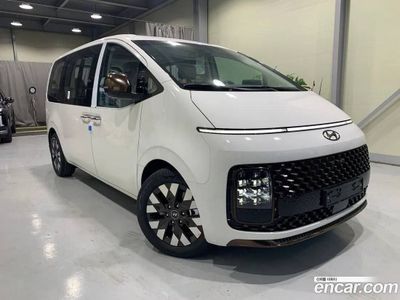 Hyundai staria 2022