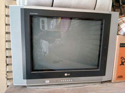 Продаётся телевизор